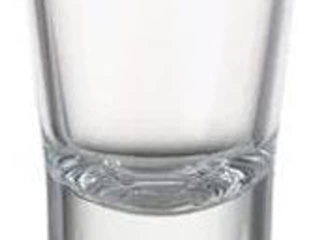 Shotglass til leie i Søndre Nordstrand