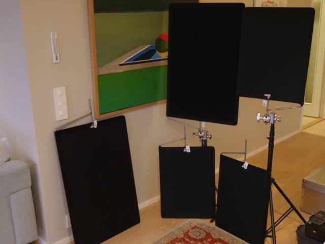 Sorte Flagg 18" x24" eller 24"x36" til leie i Oslo (generelt)