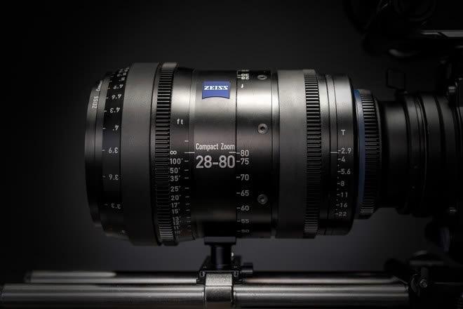 Zeiss Compact Zoom CZ2 28-80mm T2.9 PL & EF mount til leie i Oslo (generelt)