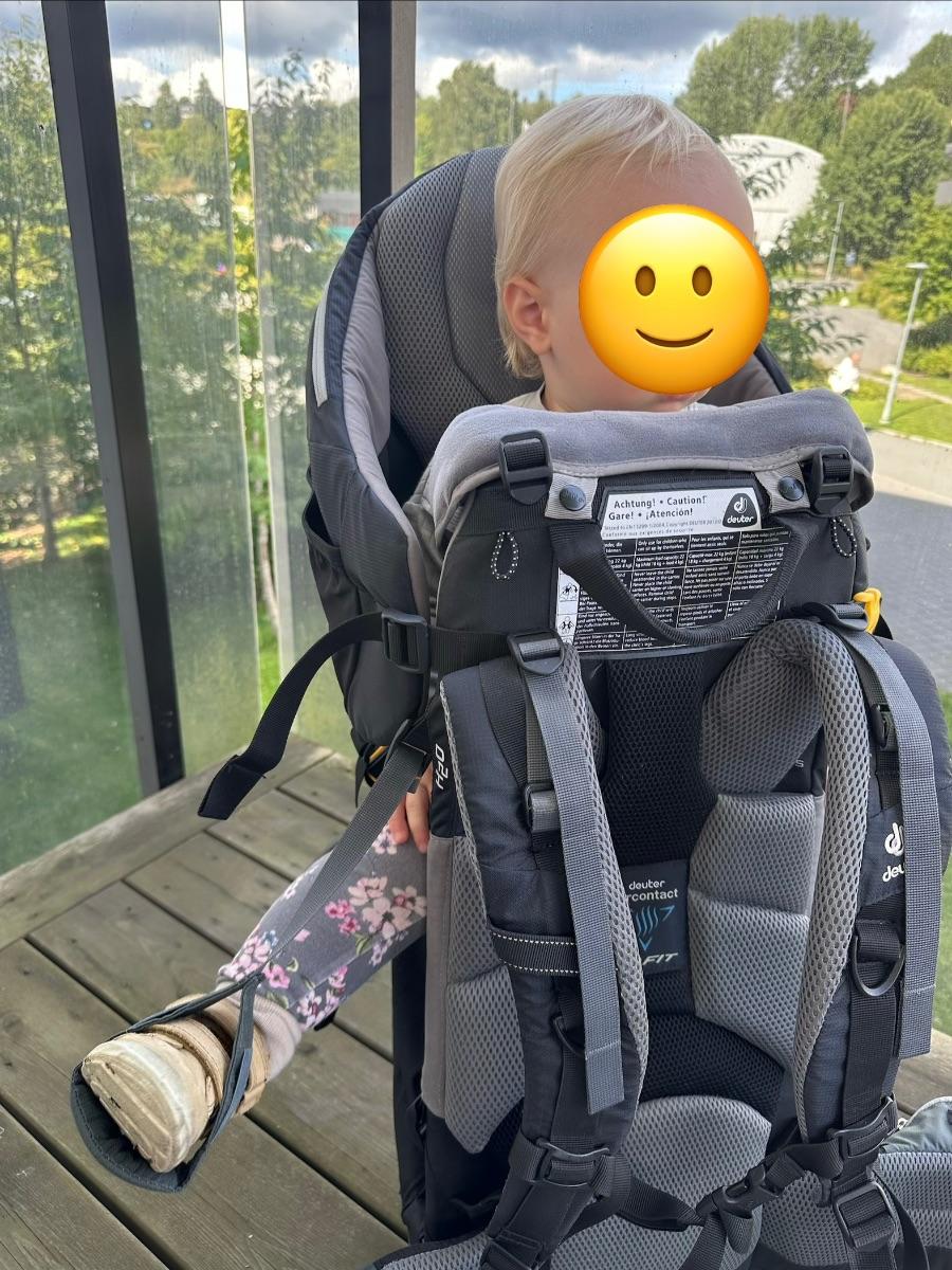 Deuter Kid Comfort III bæremeis i svart/grå farge, bilde 5 av 11