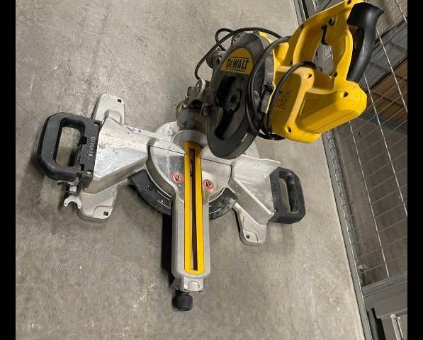 Dewalt kapp og gjærsag til leie i Nordre Aker