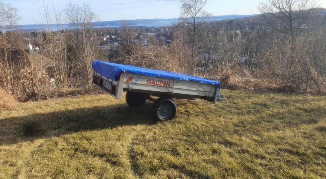 Varehenger med nedfellbare endevegger, bilde 4 av 10