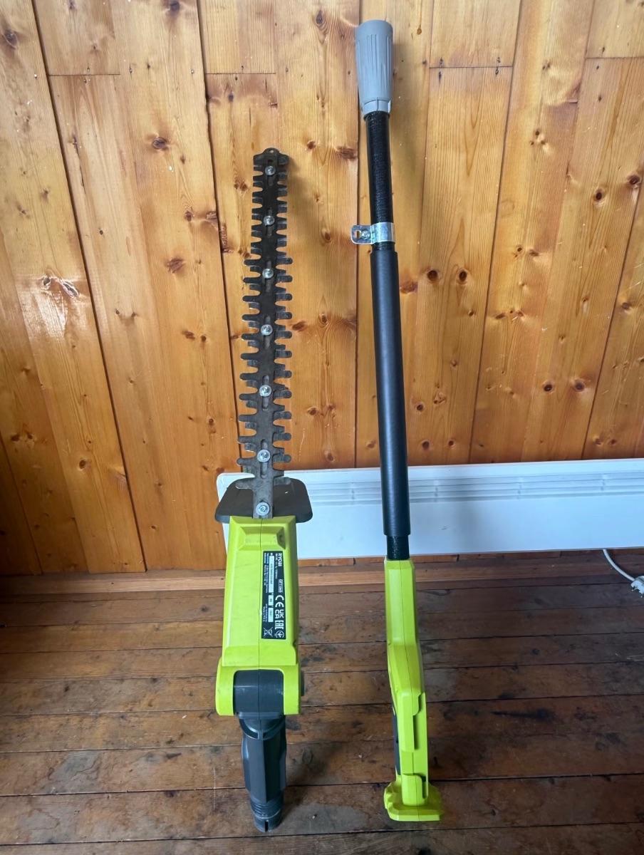 Ryobi hekksaks/hekketrimmer med teleskopstang til leie i Oslo (generelt)
